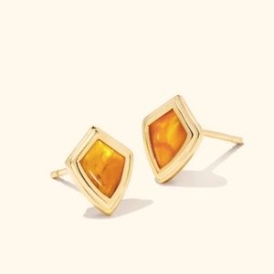 NWT Kendra Scott Monica Gold Stud Earrings in Marbled Amber Illusion